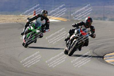 media/Nov-05-2022-SoCal Trackdays (Sat) [[f8d9b725ab]]/Turns 9 and 8 (1050am/